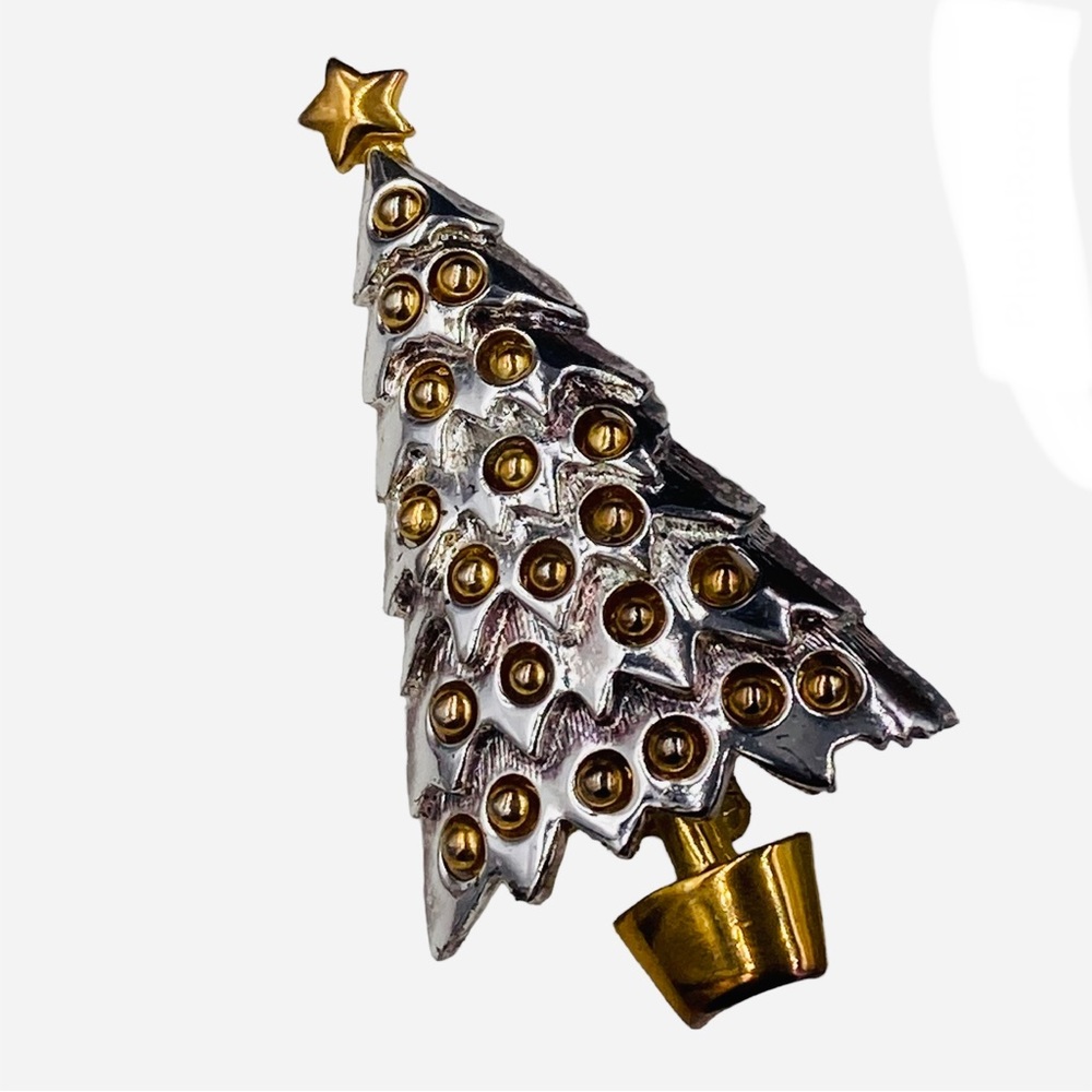 Vintage Danecraft Two Tone Christmas Tree Brooch